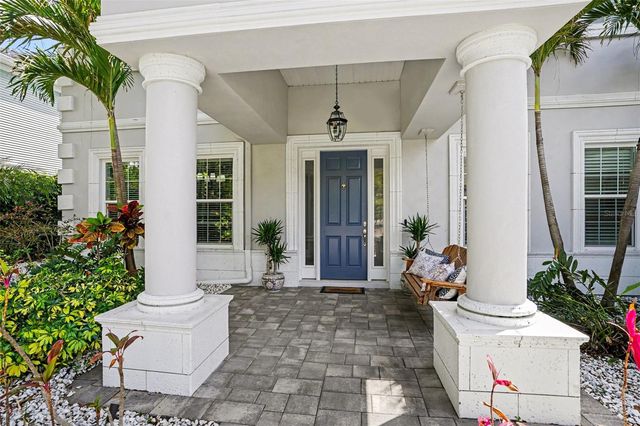 3014 W WAVERLY AVENUE, Tampa, FL 33629