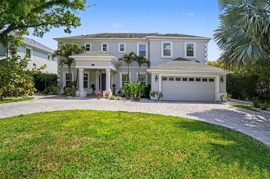 3014 W WAVERLY AVENUE, Tampa, FL 33629