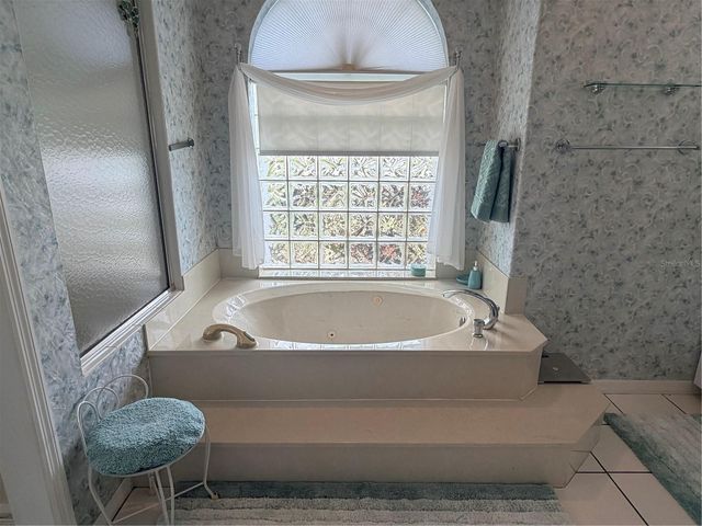 6617 SEVEN PINES DRIVE, Bradenton, FL 34203