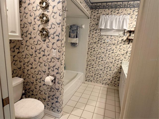 6617 SEVEN PINES DRIVE, Bradenton, FL 34203