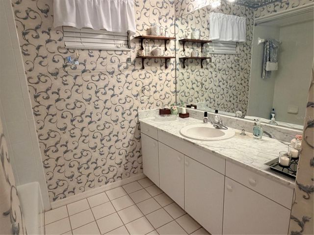 6617 SEVEN PINES DRIVE, Bradenton, FL 34203