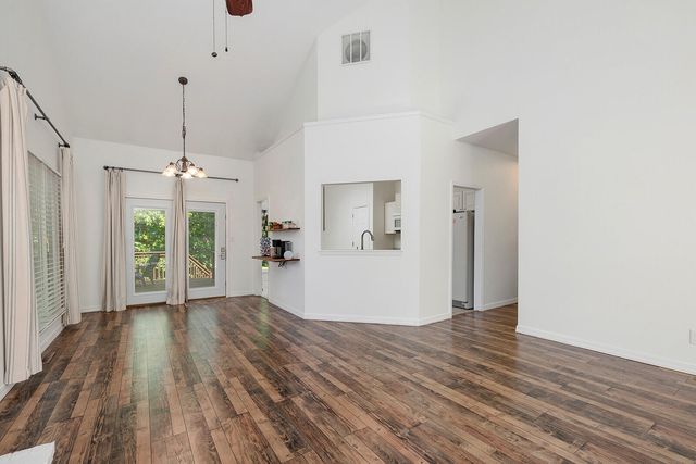 420 Amanda Road, Ridgedale, MO 65739