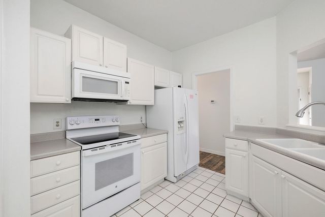420 Amanda Road, Ridgedale, MO 65739