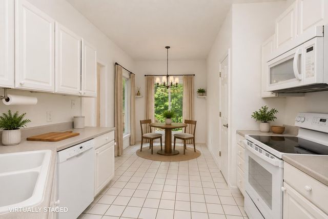 420 Amanda Road, Ridgedale, MO 65739