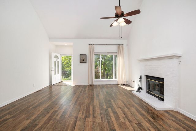 420 Amanda Road, Ridgedale, MO 65739