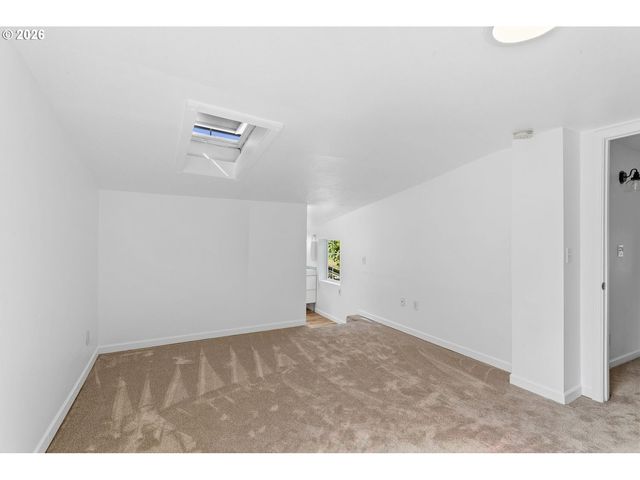 8035 Se 62ND Ave, Portland, OR 97206