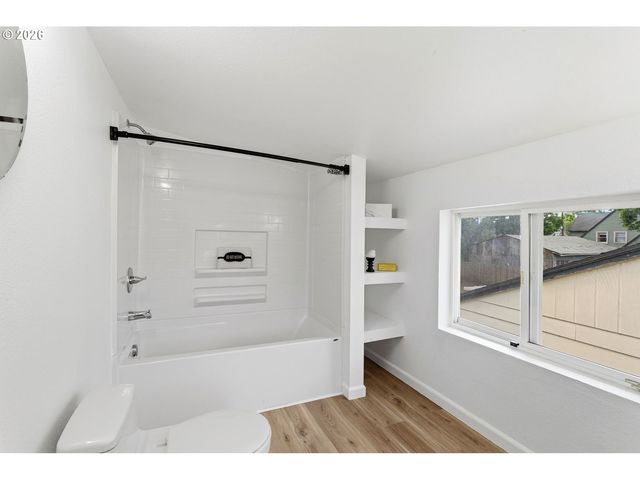 8035 Se 62ND Ave, Portland, OR 97206