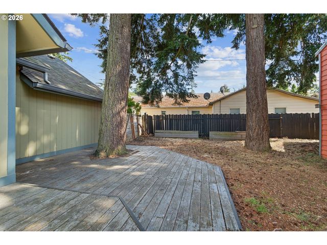 8035 Se 62ND Ave, Portland, OR 97206
