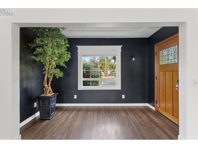 8035 Se 62ND Ave, Portland, OR 97206