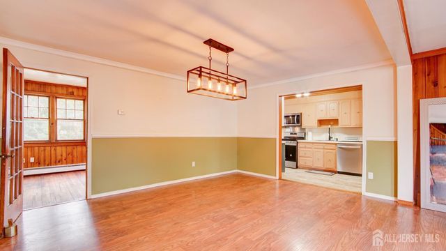 44 Briarwood Avenue, Keansburg, NJ 07734