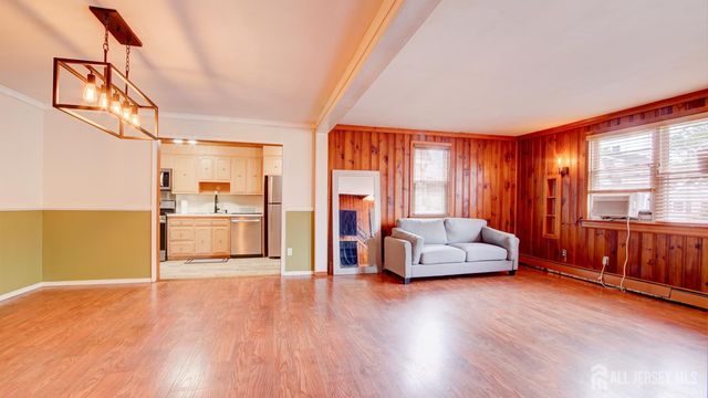44 Briarwood Avenue, Keansburg, NJ 07734