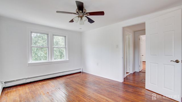 44 Briarwood Avenue, Keansburg, NJ 07734