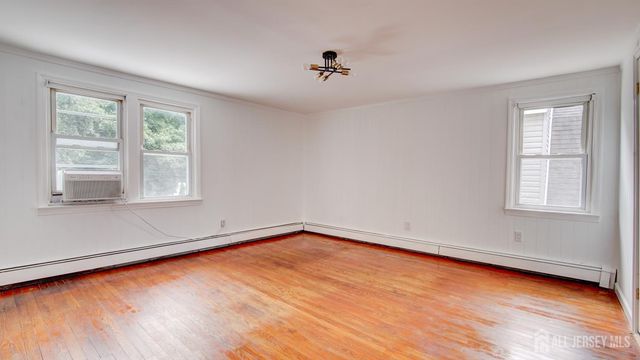 44 Briarwood Avenue, Keansburg, NJ 07734