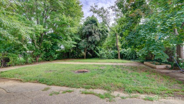 44 Briarwood Avenue, Keansburg, NJ 07734