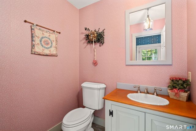 73 Bucks Crossing, Rocky Hill, CT 06067