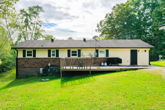 1479 E Williamsburg Street, Whitley City, KY 42653