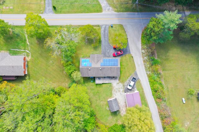 1479 E Williamsburg Street, Whitley City, KY 42653