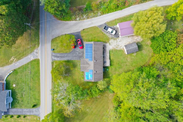 1479 E Williamsburg Street, Whitley City, KY 42653