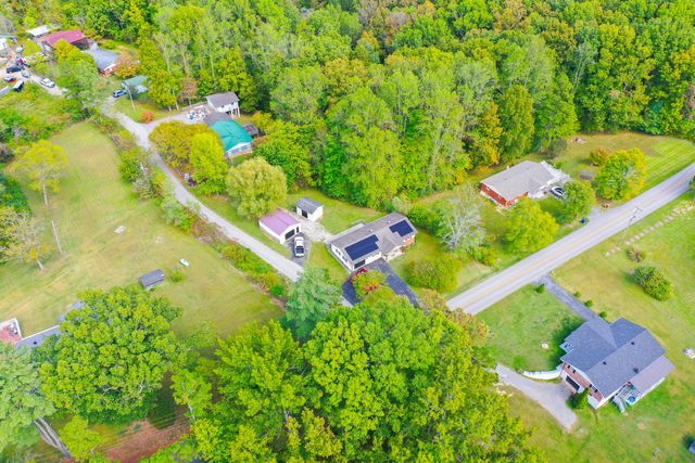 1479 E Williamsburg Street, Whitley City, KY 42653