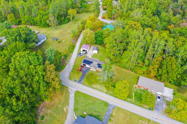 1479 E Williamsburg Street, Whitley City, KY 42653