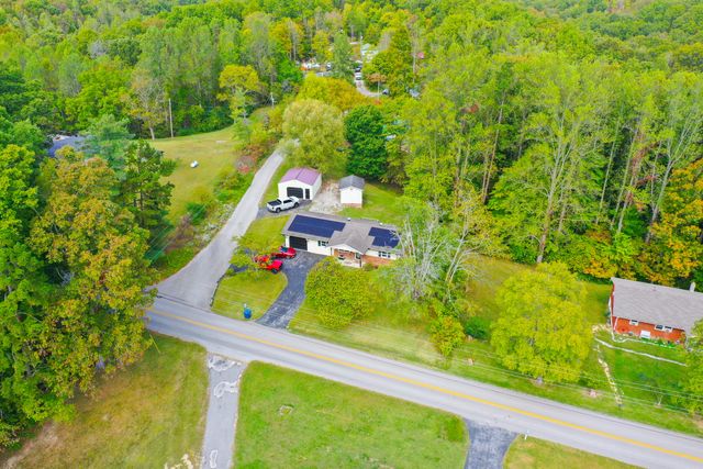 1479 E Williamsburg Street, Whitley City, KY 42653