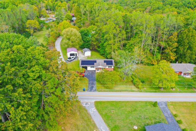 1479 E Williamsburg Street, Whitley City, KY 42653