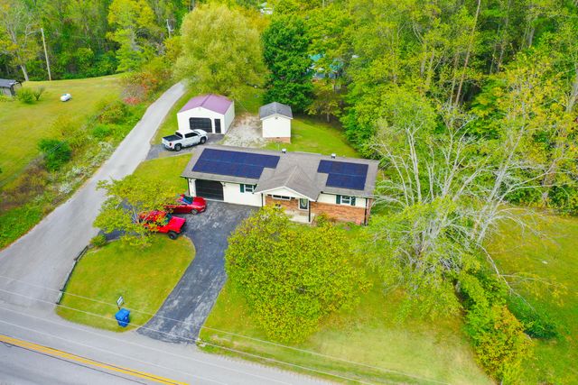 1479 E Williamsburg Street, Whitley City, KY 42653