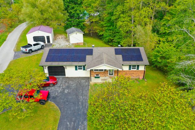 1479 E Williamsburg Street, Whitley City, KY 42653