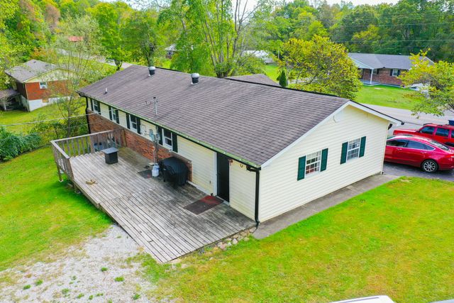 1479 E Williamsburg Street, Whitley City, KY 42653