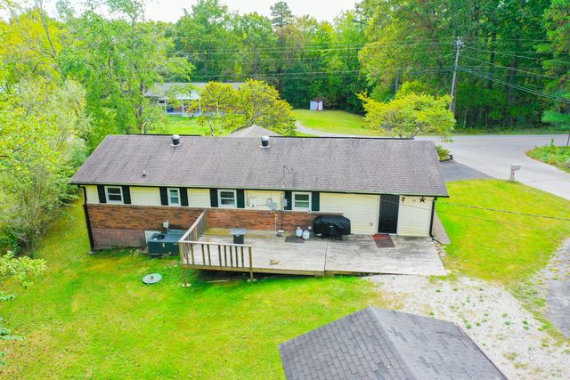 1479 E Williamsburg Street, Whitley City, KY 42653