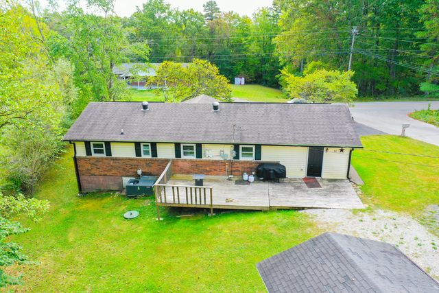 1479 E Williamsburg Street, Whitley City, KY 42653