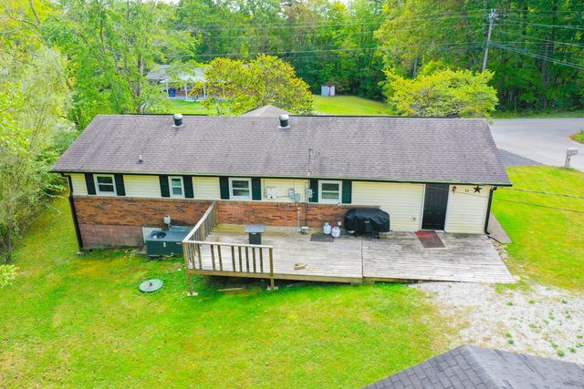 1479 E Williamsburg Street, Whitley City, KY 42653