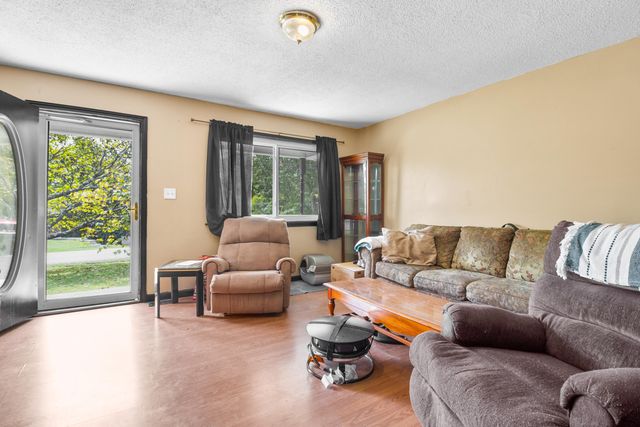 1479 E Williamsburg Street, Whitley City, KY 42653