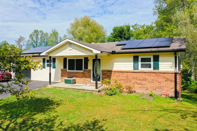 1479 E Williamsburg Street, Whitley City, KY 42653