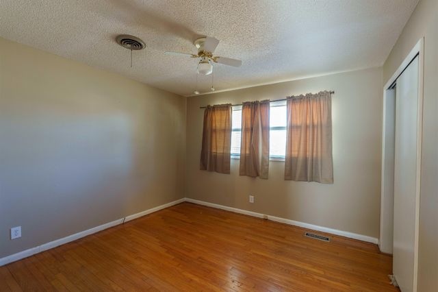 1006 Pasadena Ave, Muscle Shoals, AL 35661