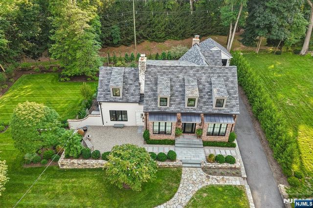 71 Gilbert Road, Ho-ho-kus, NJ 07423