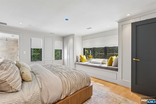 71 Gilbert Road, Ho-ho-kus, NJ 07423