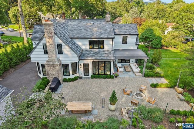 71 Gilbert Road, Ho-ho-kus, NJ 07423