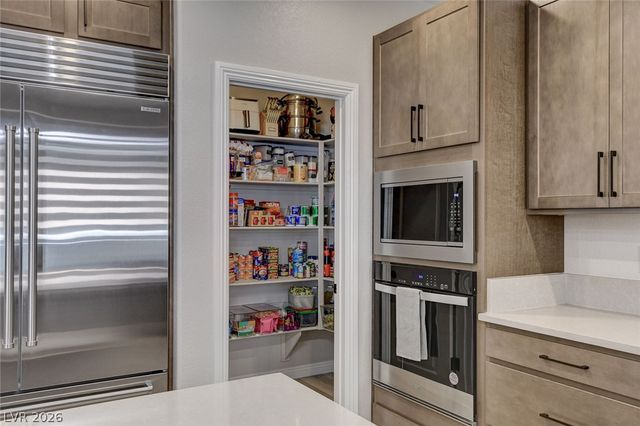 10287 Magnolia Creek Street, Las Vegas, NV 89141