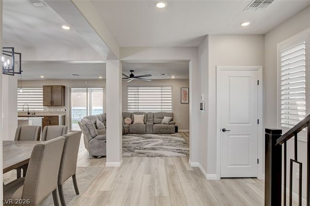 10287 Magnolia Creek Street, Las Vegas, NV 89141