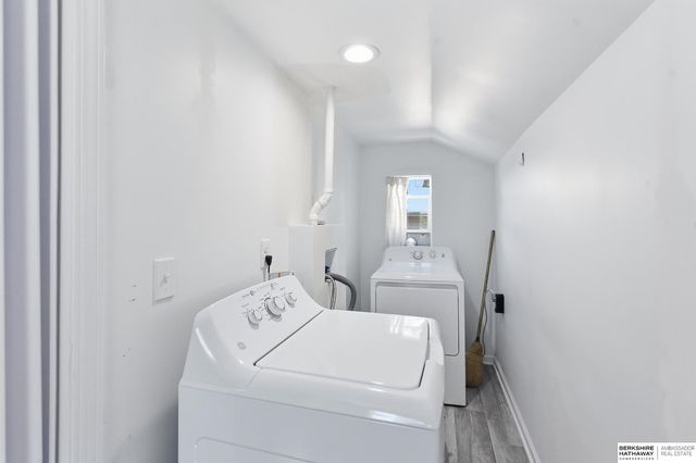 3007 S 30 Street, Omaha, NE 68105