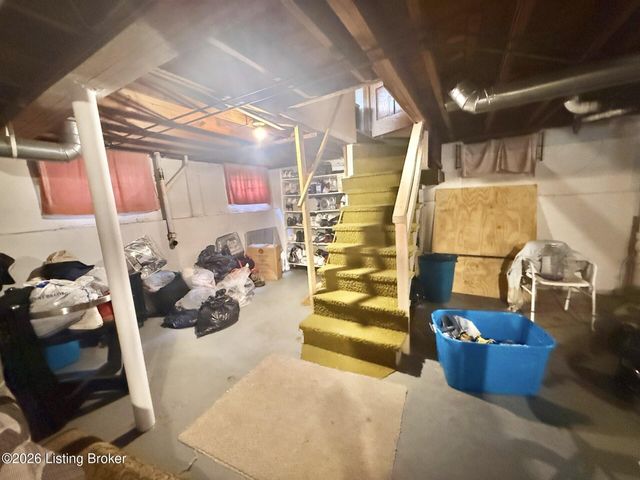 1423 Thornberry Ave, Louisville, KY 40215