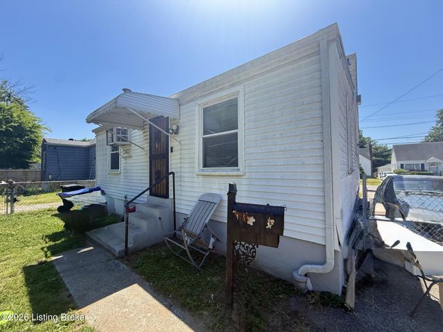 1423 Thornberry Ave, Louisville, KY 40215