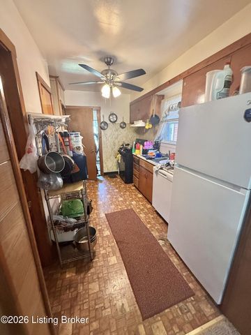 1423 Thornberry Ave, Louisville, KY 40215