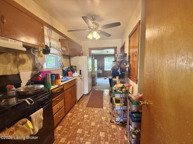1423 Thornberry Ave, Louisville, KY 40215