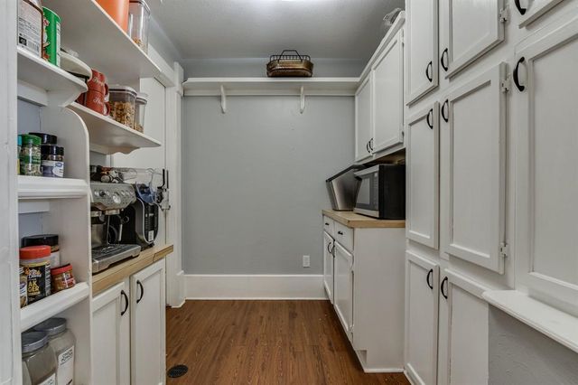 131 Oak Avenue, Yukon, OK 73099