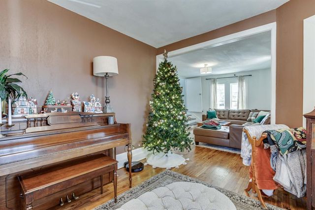 131 Oak Avenue, Yukon, OK 73099