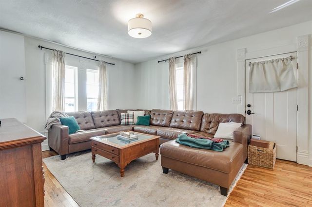 131 Oak Avenue, Yukon, OK 73099