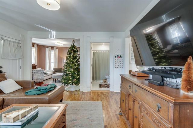 131 Oak Avenue, Yukon, OK 73099