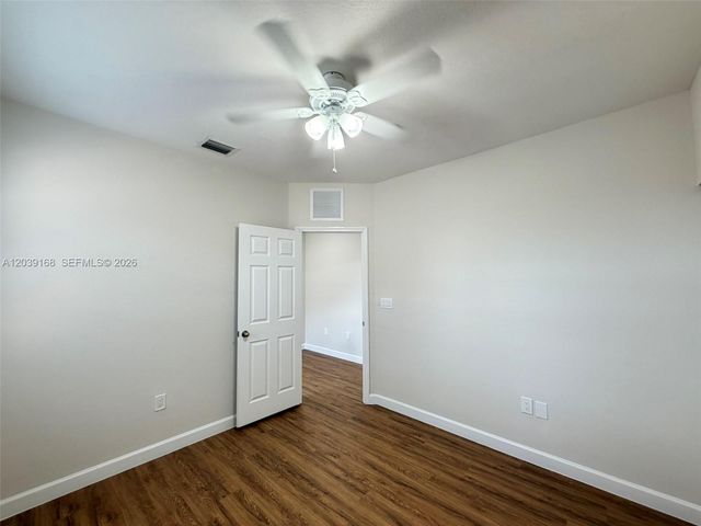 1720 NE 33rd Ave 102-5, Homestead, FL 33033